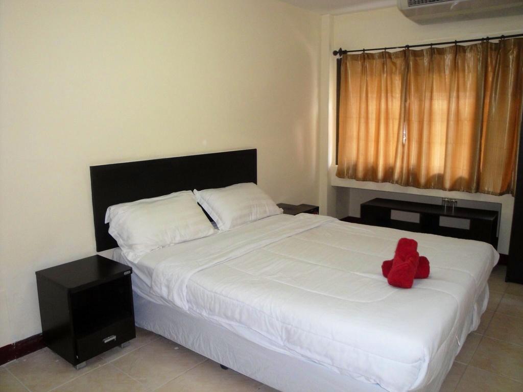 Sandman Hotel & Sports Bar Pattaya Δωμάτιο φωτογραφία